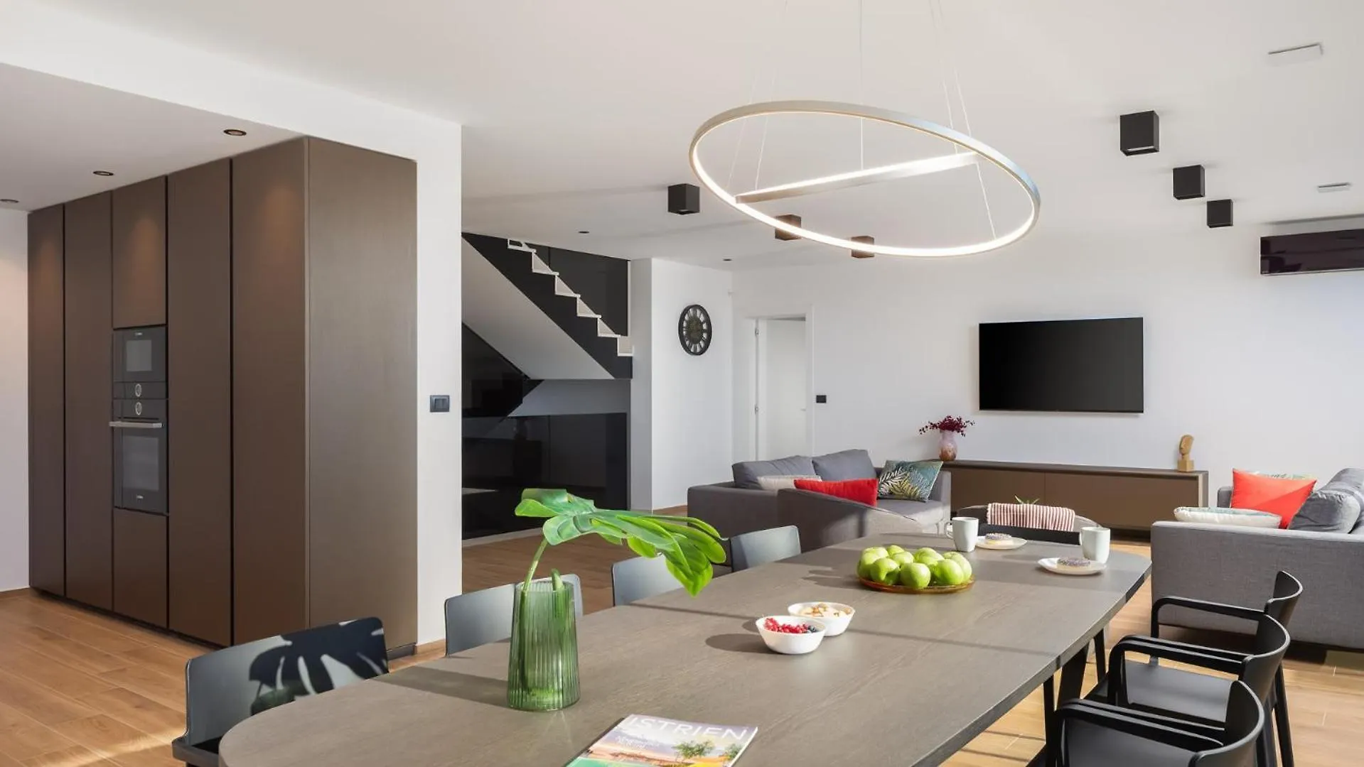 Villa Old Olive VI By Vivi Rent 보드냔